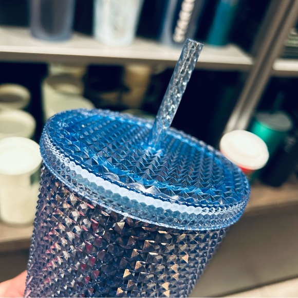 Starbucks Icicle Blue Studded Cup Ombre Gradient Tumbler Venti New Holiday 2023 - Picture 5 of 12